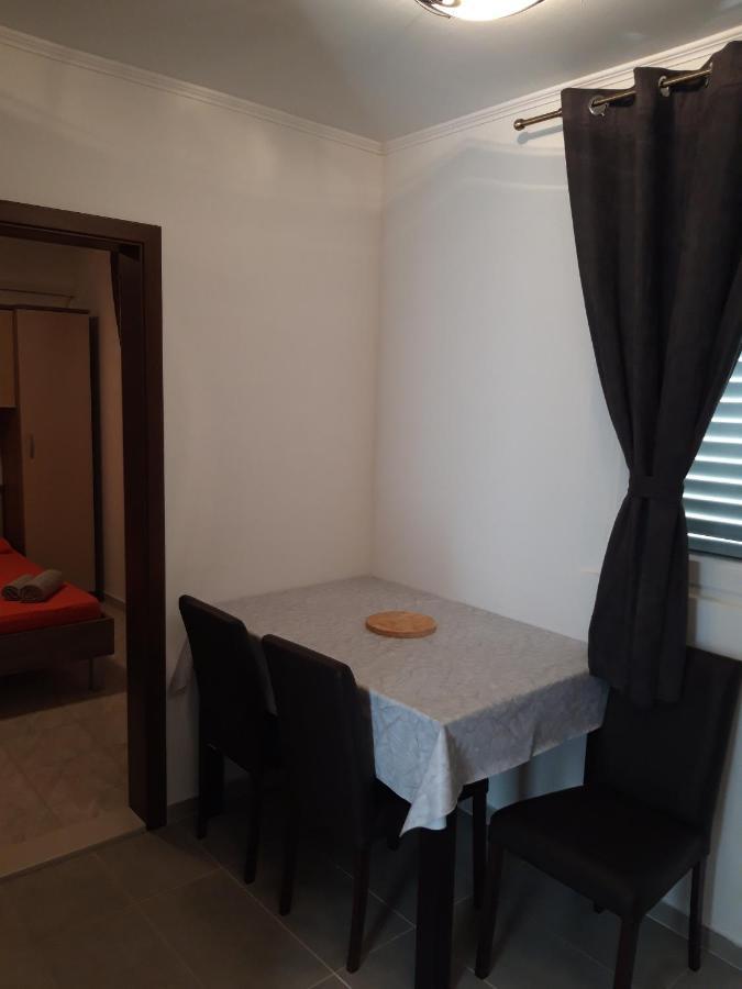 Apartments By The Sea Cove Blaca, Mljet - 4899 ซาปลูนารา ภายนอก รูปภาพ